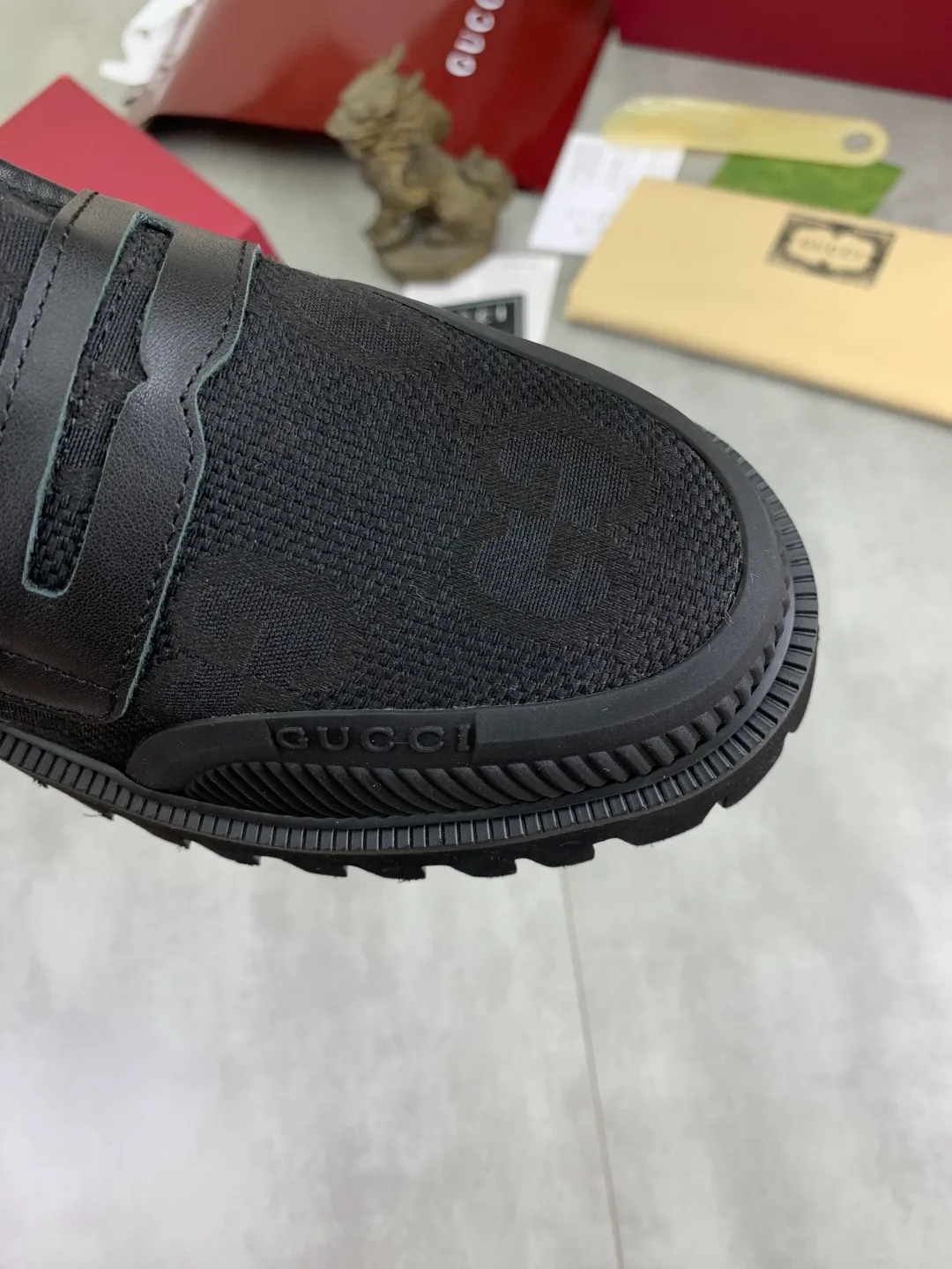 Men's Men's Shoes💰P440💰[New Style] Gucci lazy slip-on couple 🧑‍🤝‍🧑 best selection of leather shoes (Gucci) official website latest Gucci lazy 🎁 leather shoes, hot style 💥 style is simple and elegant, exclusive for trendy men. Unique official website latest brand original double G pressure Floral elements 👑 Original Gucci decoration, fashionable and elegant, original calf leather with double G denim ✅ Fully imported soft sheepskin lining, official website designated wear-resistant, rubber business outsole, classic model taken in person 🎬 Size: 36-46 Various colors available
